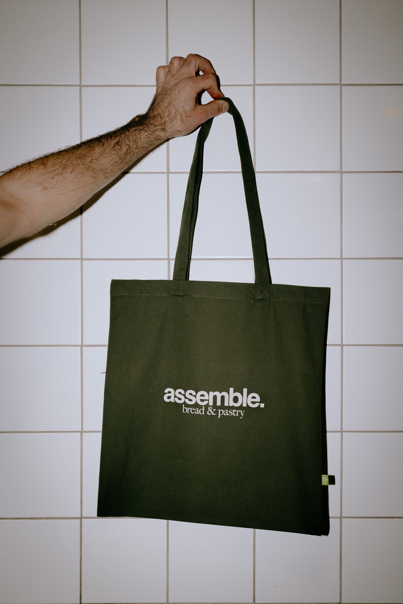 Assemble tote bag